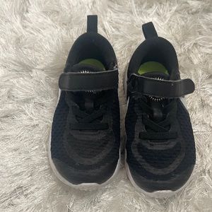 Baby/walker nike sneakers